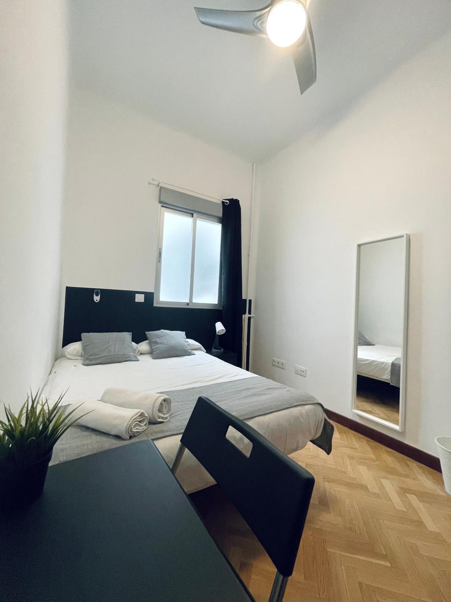 Ibiza Habitaciones Madrid Exterior foto