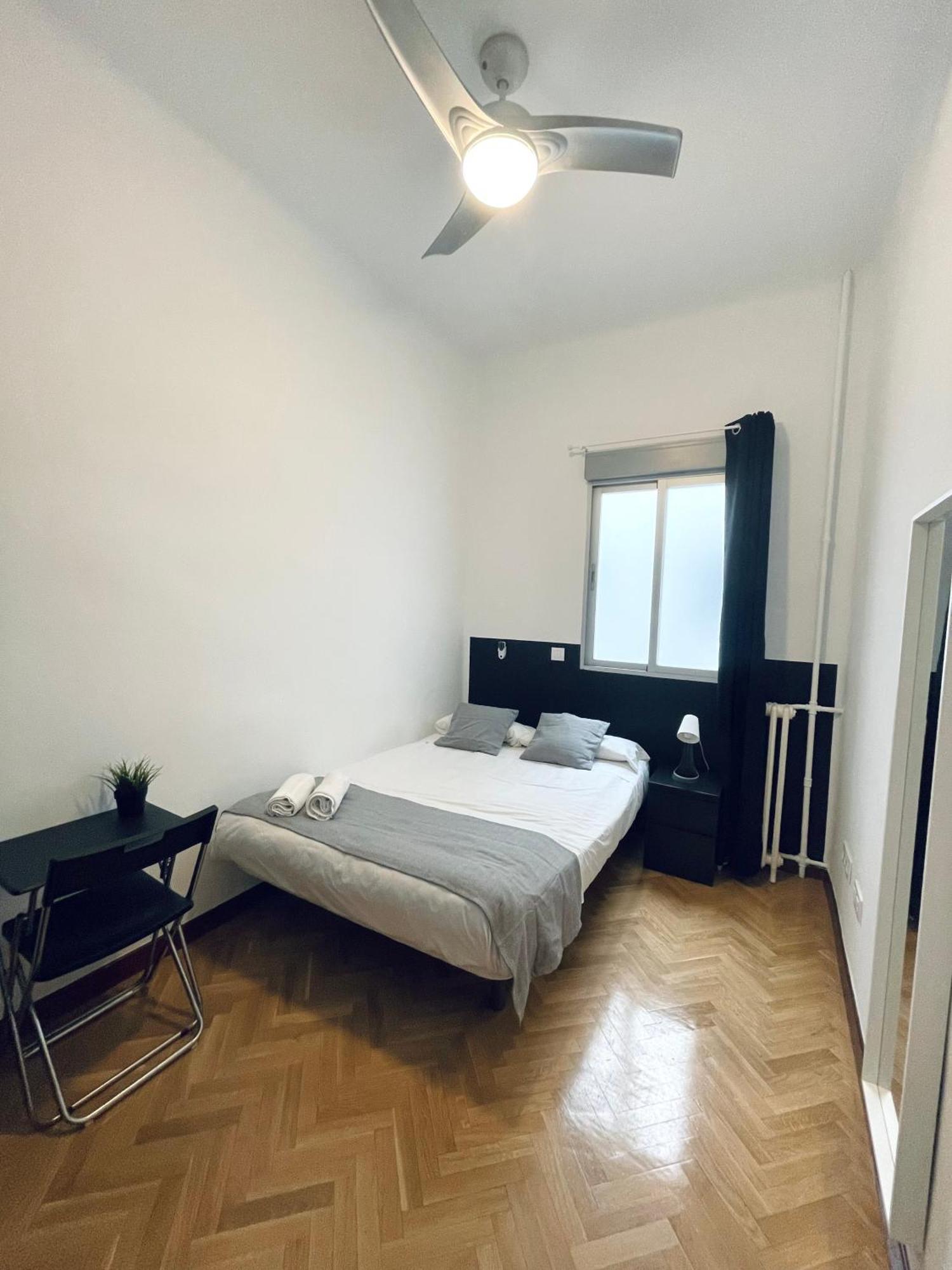 Ibiza Habitaciones Madrid Exterior foto